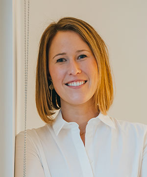 Dr Laura PLACE