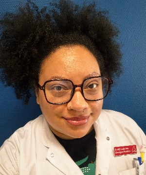Dr Leslie-Ann SEE